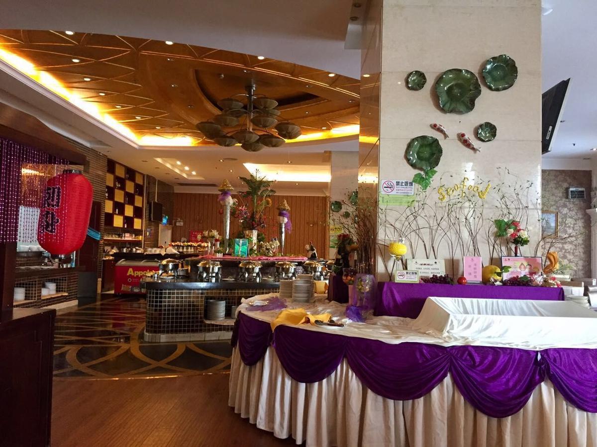 Royal Century Hotel 선전 시 외부 사진