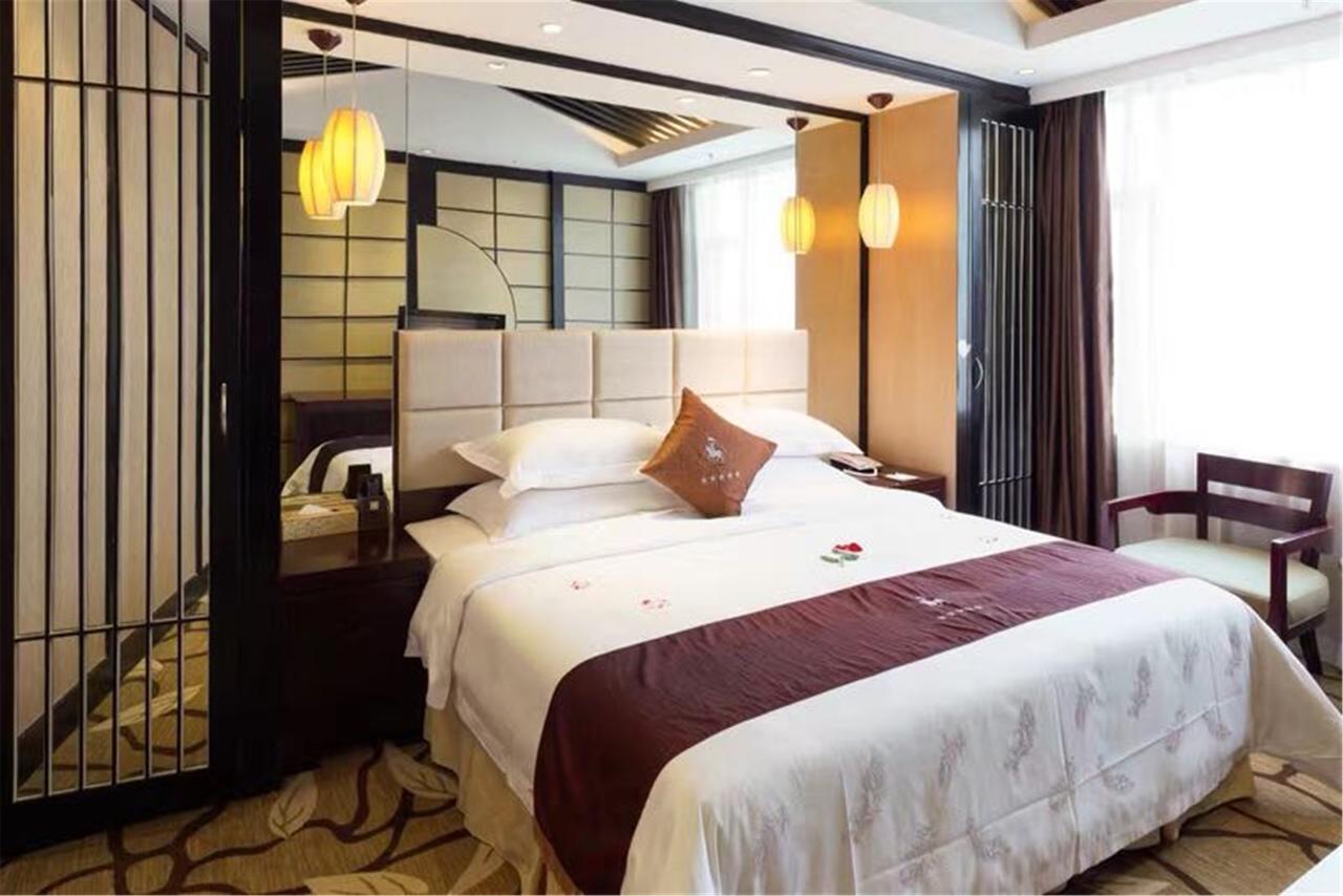 Royal Century Hotel 선전 시 외부 사진